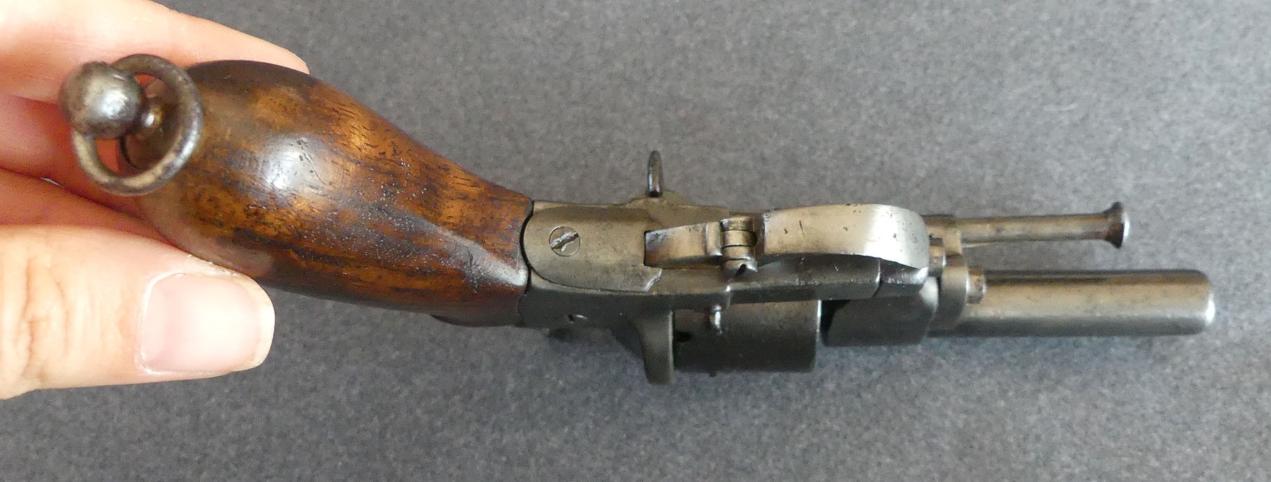 Revolver à broche cal 7mm Dumonthier breveté