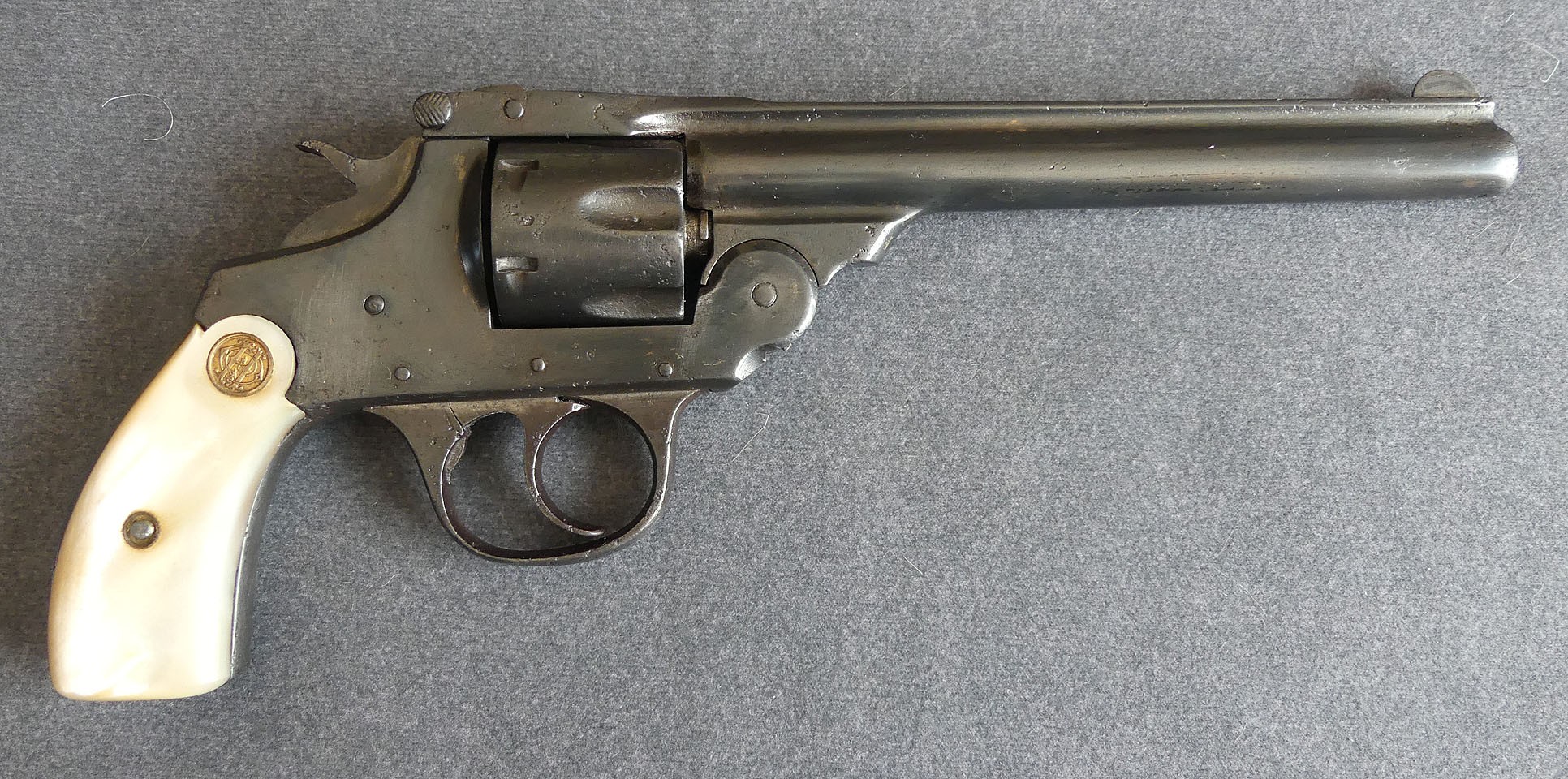 Bon revolver Iver & jonshon Cal 32 SW Short tardif Patent 1895